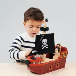 Fishbones Pirate Ship