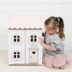 Rose Heart Dolls House