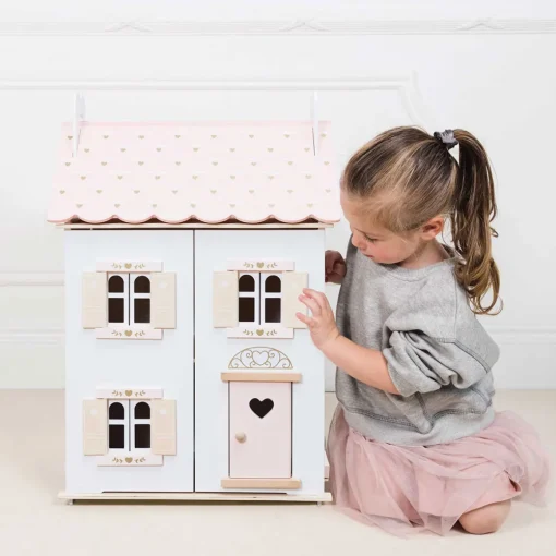 Rose Heart Dolls House